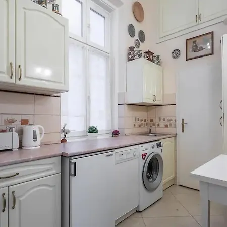 Apartament Astoria *